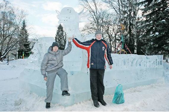 Ледяное рукотворное искусство