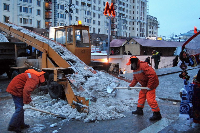statics/upload/iblock/44b/Уборка снега.jpg